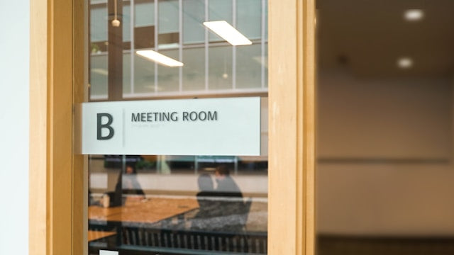 Self-Adhesive Office Door Signs: A Simple Guide to Placement and Visibility