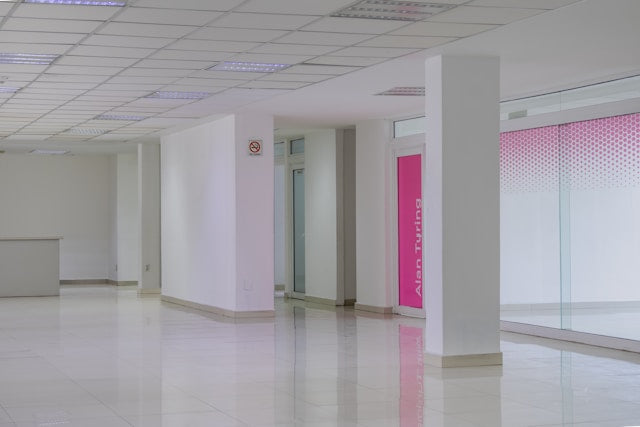 How to Choose Office Signs for Customer-Facing Areas