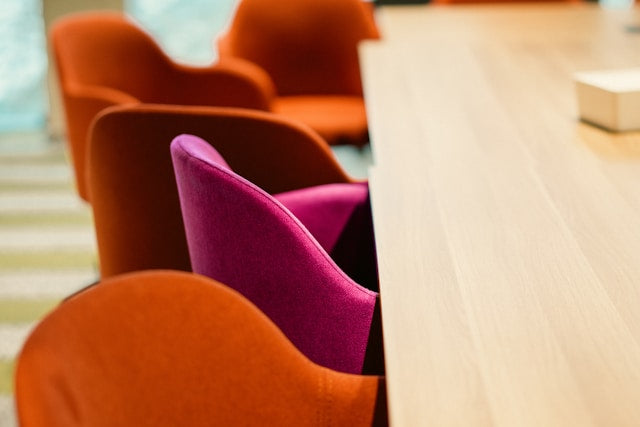 How to Create a Professional Office Signage Style From Scratch