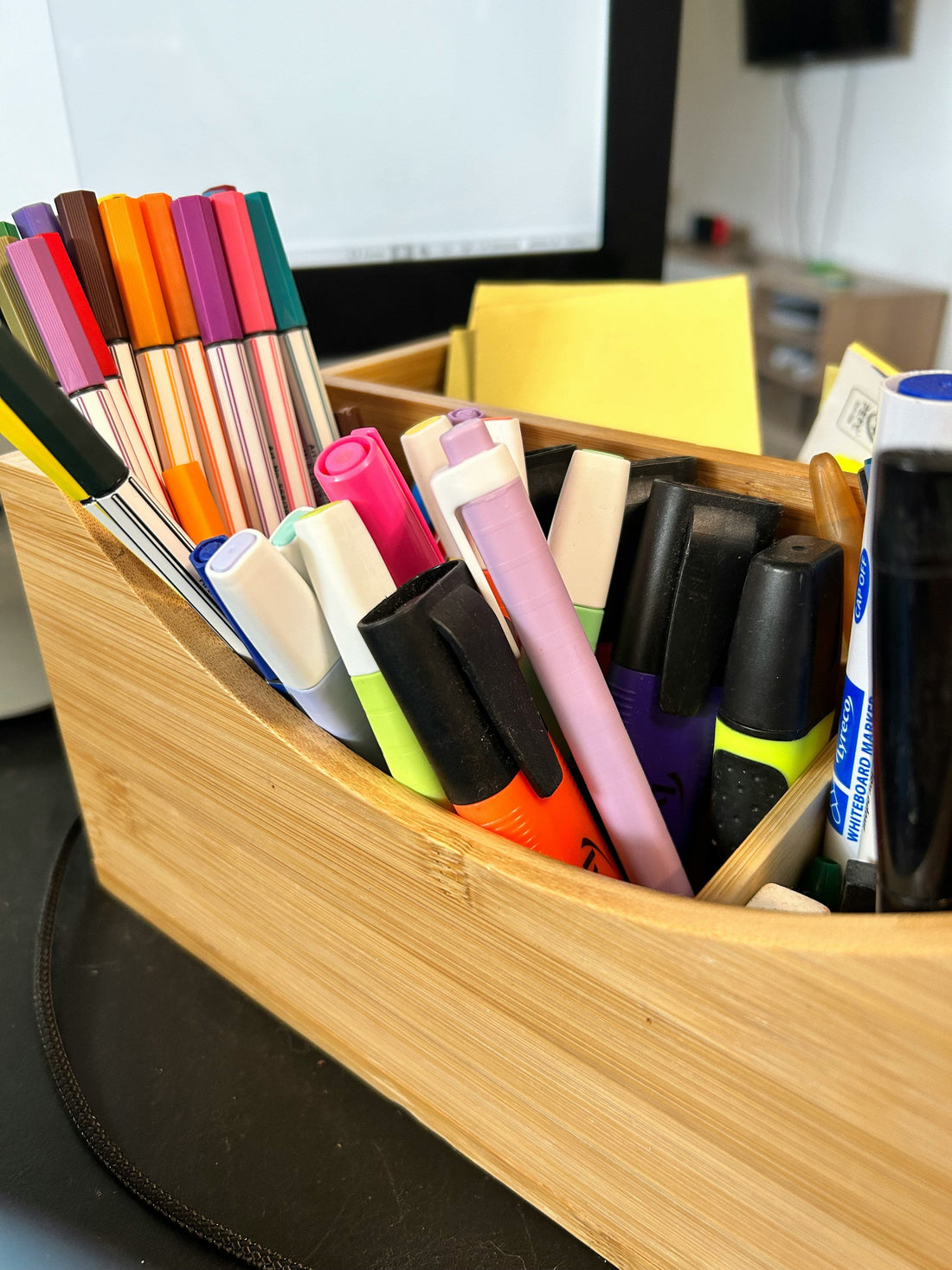 Whiteboard Marker Tray Essentials: What to Consider for Everyday Use