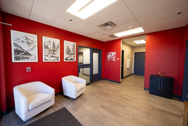 How to Use Personalized Signs to Identify Different Office Departments