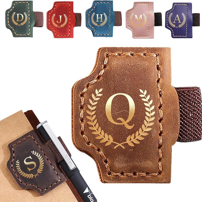 Personalized Bygone Mark Bookmark with Pen Holder, Leather Magnetic Bookmark 26 Letters,Gifts for Book Lovers, Readers, Leather Book Marks for Men Women (Brown, Q)